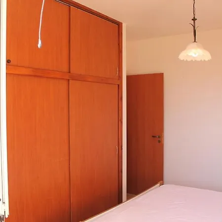 Jonico アパートホテル