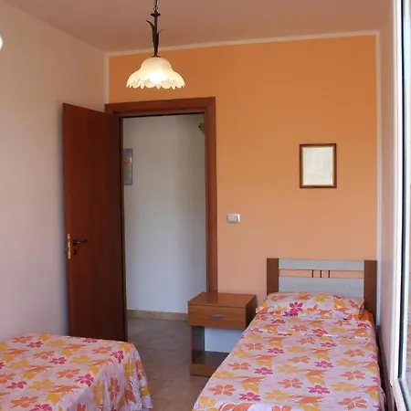 Jonico アパートホテル